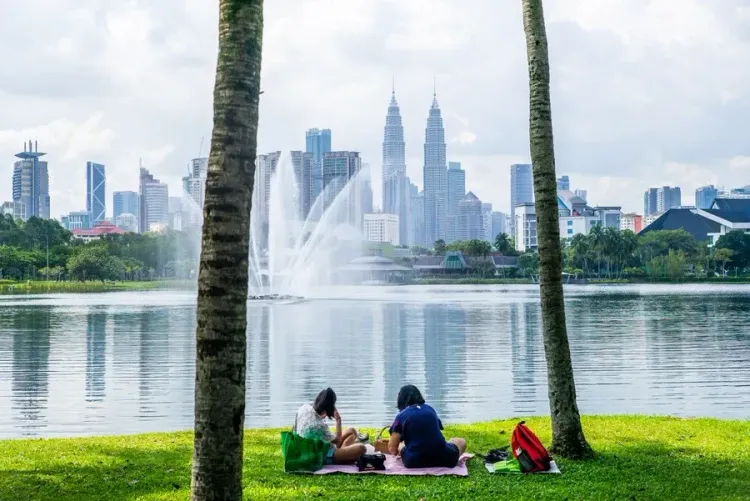 What is the new integrated seafood and tourism hub on Malaysia's West coast?