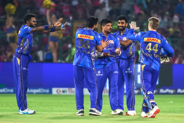 How Did Karn and Boult Lead MI to Their Sixth Consecutive Win?