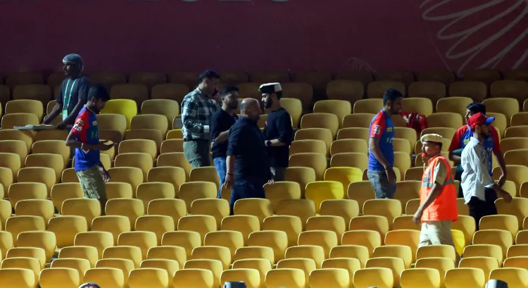 Why Was the IPL 2025 Match Between Punjab Kings and Delhi Capitals Called Off?