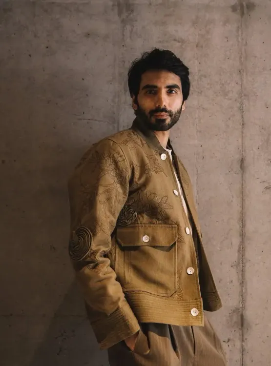 What Does Ishwak Singh Think About Working With Prakash Jha in ‘Janaadesh’?