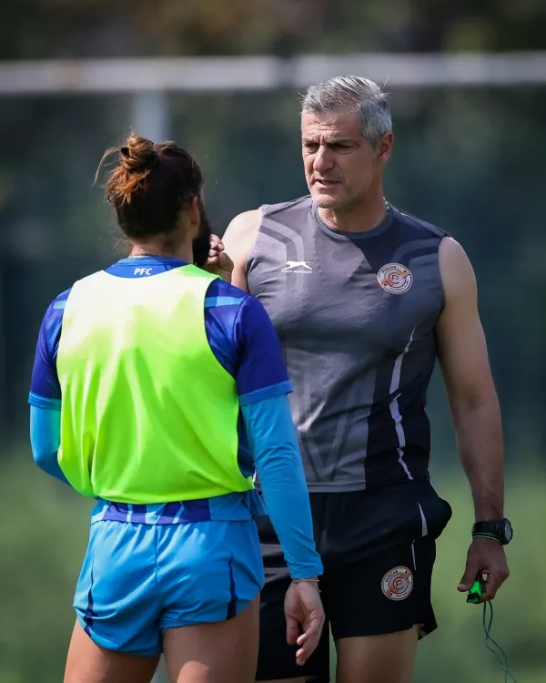 ISL 2024-25: Punjab's Playoff Hopes Depend on Points Against Odisha, Says Head Coach Dilmperis