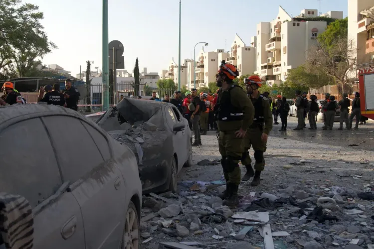 Did Israel Confirm the Death of 7 Soldiers After Armoured Vehicle Hit an Explosive in Gaza?