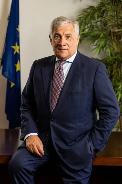 Why is Italy maintaining embassies in Iran and Israel?