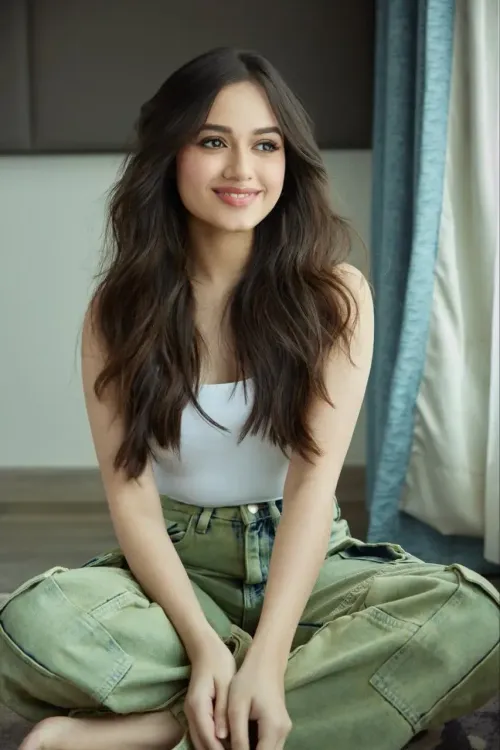 Jannat Zubair Ventures into Business, Emphasizes Individuality