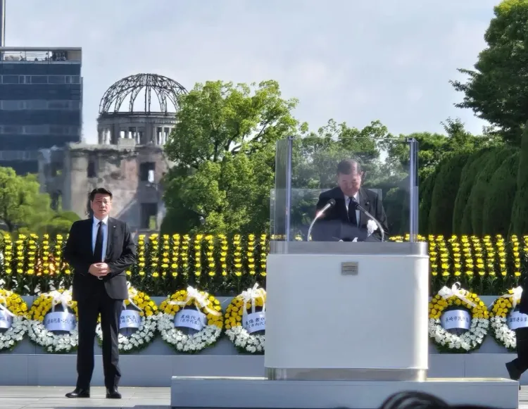 How Did Japan's PM Honor Hiroshima Atomic Bomb Victims?