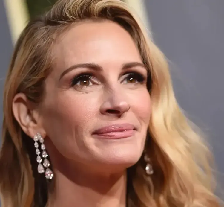 Julia Roberts Faces Personal and Professional Turmoil in 'After the Hunt' Trailer