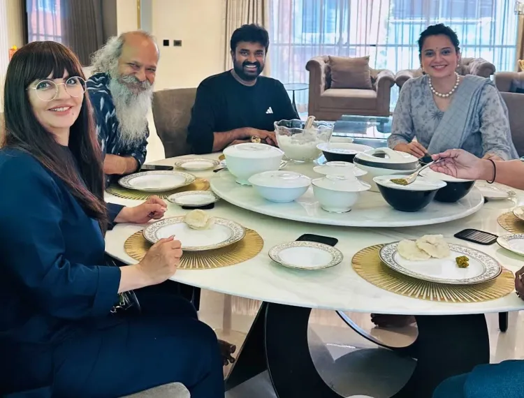 Kangana Ranaut Visits Director Vijay's New Home