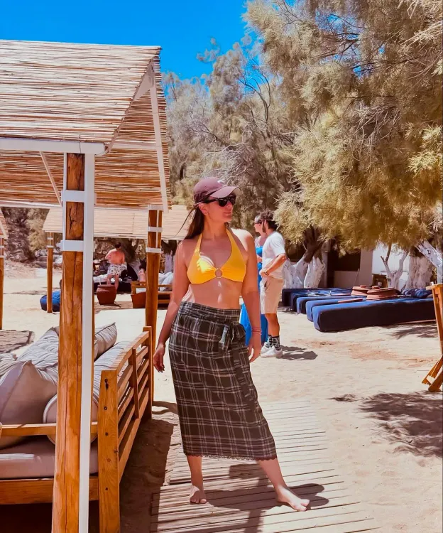 Did Kareena Kapoor's Greece Vacation Have a Shah Rukh Khan Twist?