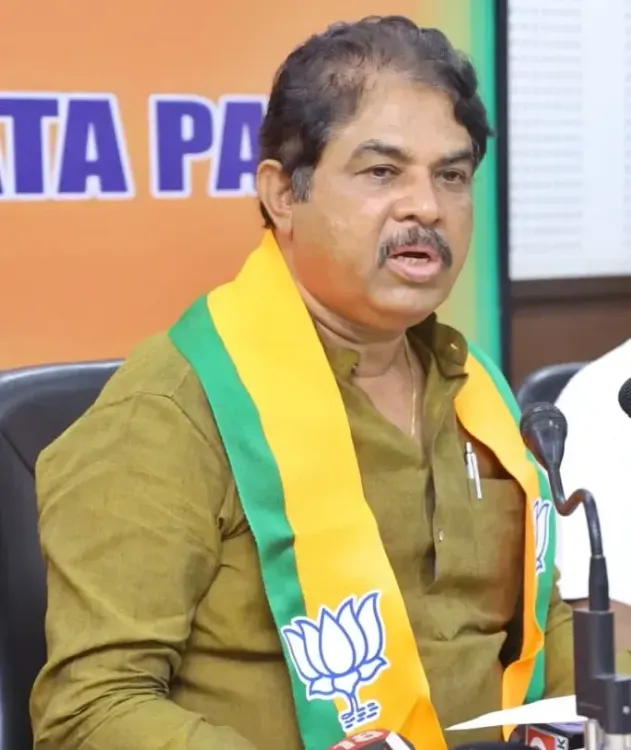 Karnataka BJP Critiques Kharge's Comments on Amit Shah's Kumbh Participation