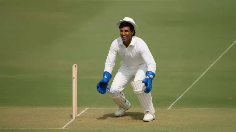 क्या किरण मोरे एक शानदार विकेटकीपर रहे हैं जिन्होंने बल्ले से भी जीवटता दिखाई?