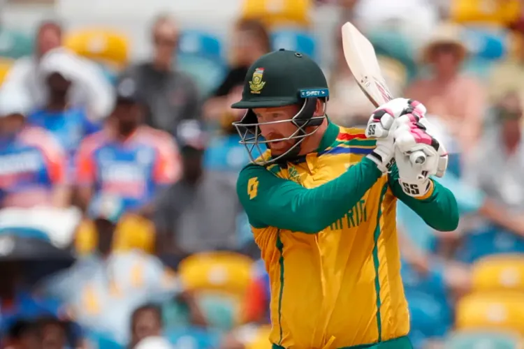 Klaasen Excluded from SA's Central Contract; Miller, van der Dussen Opt for Hybrid Deals