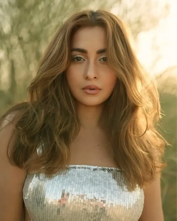 Did Madhura Naik Just Call Out Mandana Karimi's Remarks?