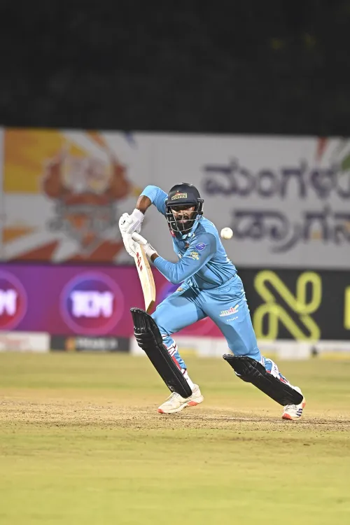 How Did Gulbarga Mystics Defeat Hubli Tigers by Four Wickets?