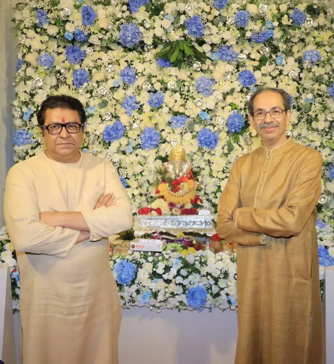 क्या 20 साल बाद राज ठाकरे के घर पहुंचे उद्धव ठाकरे? 'शिवतीर्थ' में किए गणपति बप्पा के दर्शन