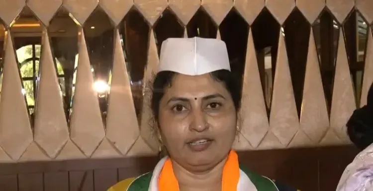 क्या महाराष्ट्र और राजस्थान के पंचायत प्रतिनिधियों ने केंद्र सरकार की योजनाओं की सराहना की?