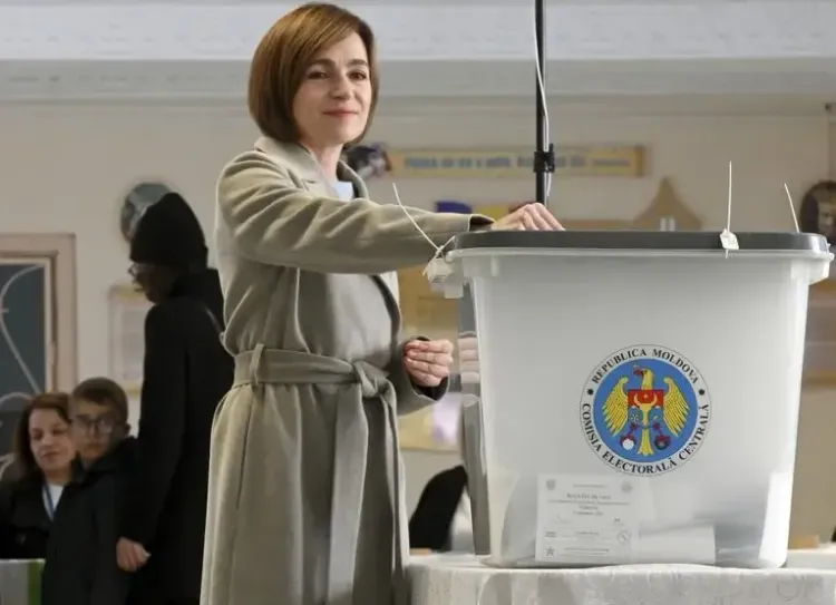 Maia Sandu Takes Oath for Second Term as President of Moldova
