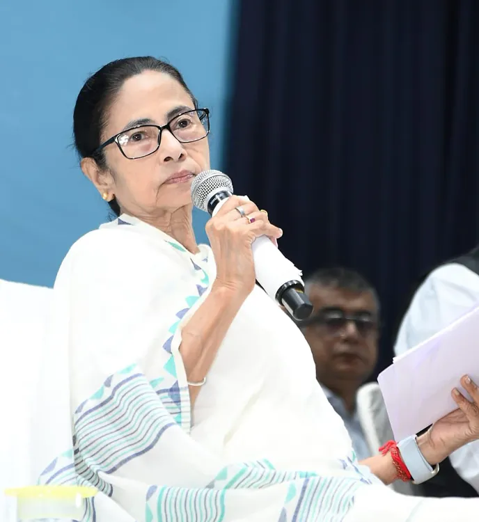 Did Mamata Banerjee Call for a Special Parliament Session?