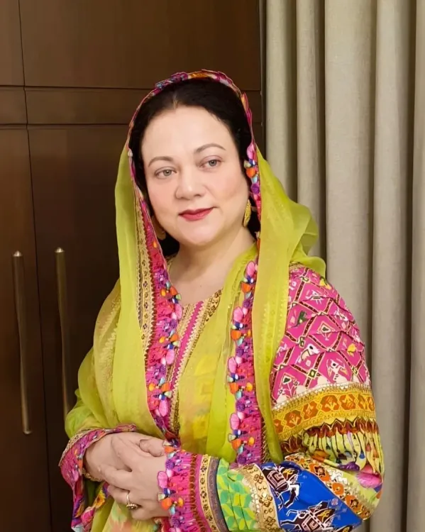 Mandakini says 'my heart is shattered' as her father passes away