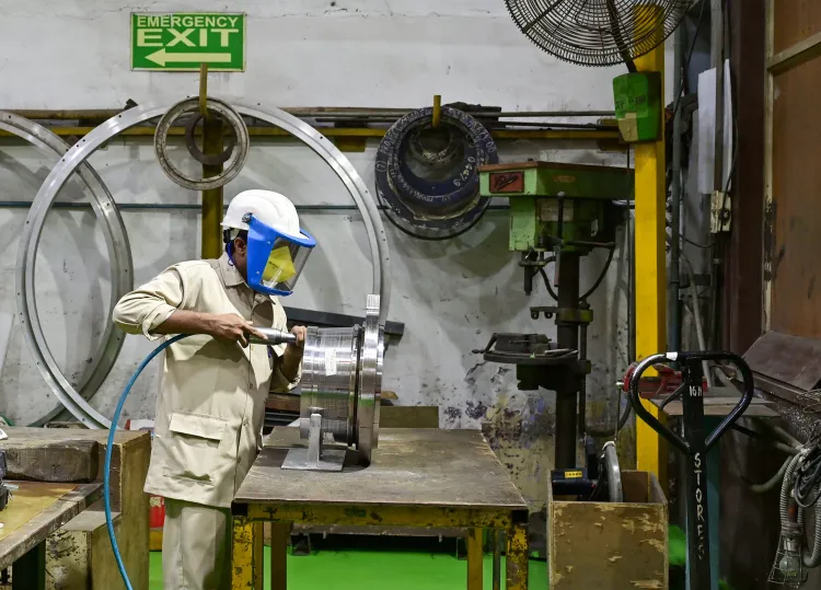 Will Manufacturing Firms That Fully Embrace AI Gain a Competitive Edge?