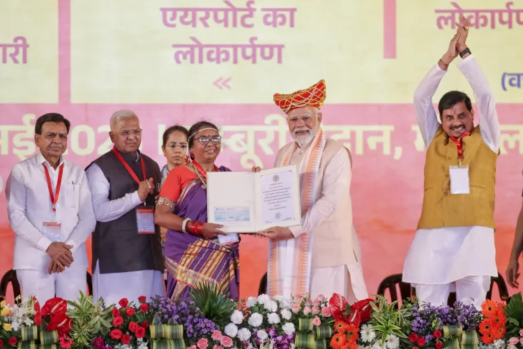 How is PM Modi's Bhopal Address Being Perceived as Historic and Visionary?