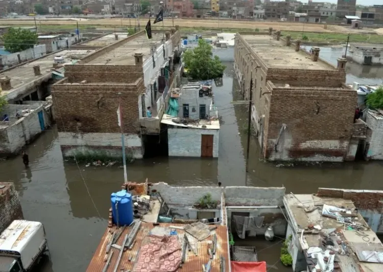 How Many Lives Has the Monsoon Fury Claimed in Pakistan?