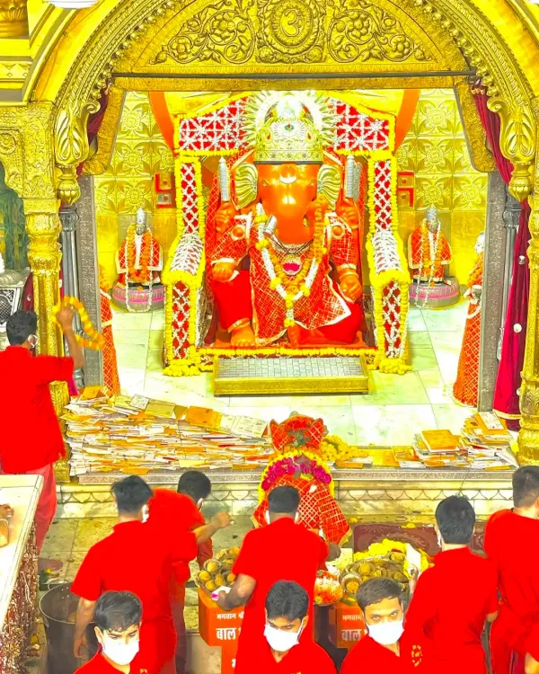 क्या आप जानते हैं जयपुर का ऐतिहासिक मोती डूंगरी गणेश मंदिर?
