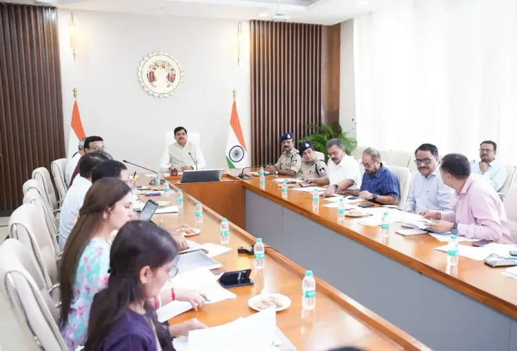 What Actions Did MP CM Take to Address Flood Relief and Fertiliser Distribution?