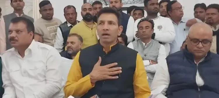 MP Congress Leader Challenges BJP, Questions Treatment of 'Cancer' Saurabh Sharma