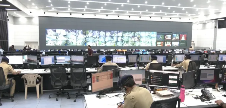 क्या अहमदाबाद ने मुंबई और दिल्ली को पछाड़ कर सबसे सुरक्षित शहर बनने का कीर्तिमान स्थापित किया?