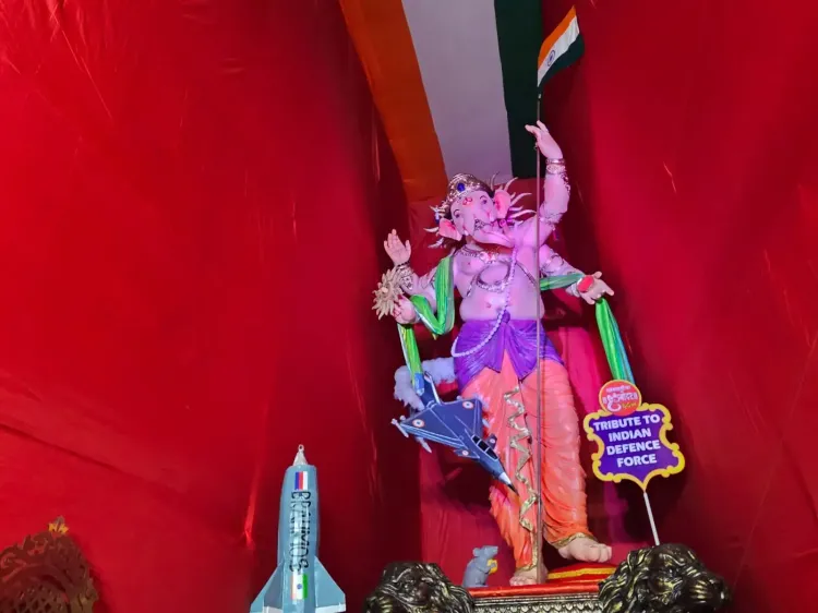 क्या मुंबई के खेतवाडी में 'ऑपरेशन सिंदूर' थीम पर सज गया गणपति पंडाल?