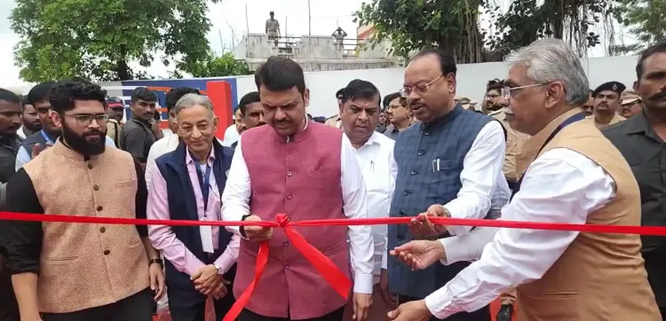 क्या मुख्यमंत्री देवेंद्र फडणवीस ने नागपुर के सातनवरी को देश का पहला स्मार्ट और इंटेलिजेंट गांव घोषित किया?