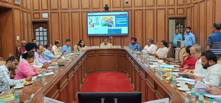 क्या अजय महावर की अध्यक्षता में लोक लेखा समिति की बैठक ने अहम मुद्दों पर चर्चा की?