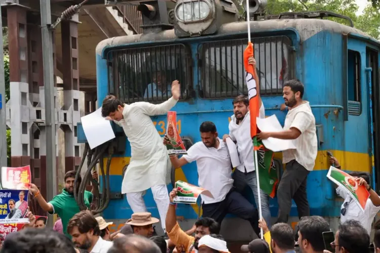 Congress Youth Protest Disrupts Train Services in Patna