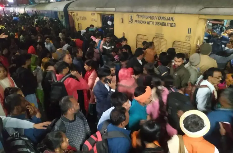 Compensation Announced for Victims of New Delhi Stampede