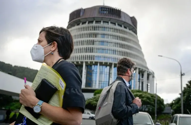 Is New Zealand Facing a Surge in Covid-19 and Influenza?