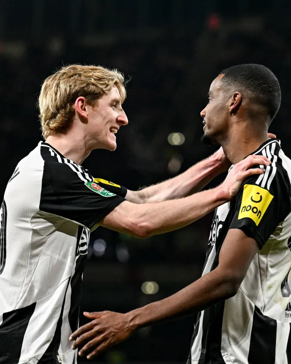 Newcastle Secures 2-0 Victory Against Arsenal in Carabao Cup Semifinal