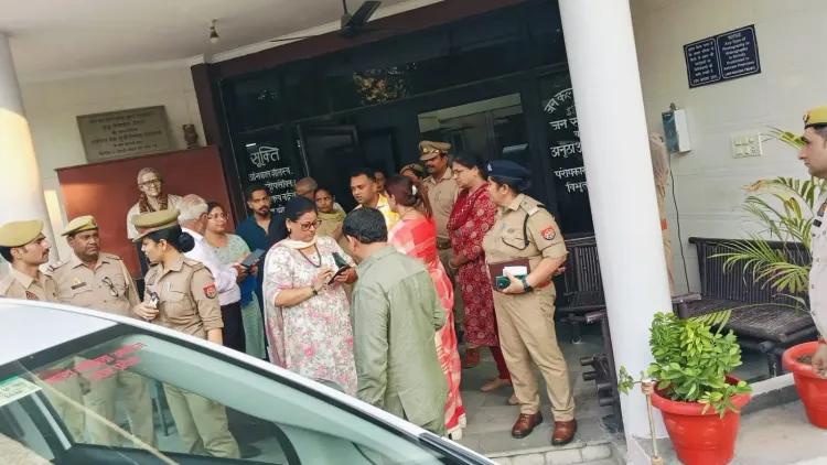 क्या नोएडा में अवैध वृद्धाश्रम में बुजुर्गों के साथ अमानवीयता हुई है?