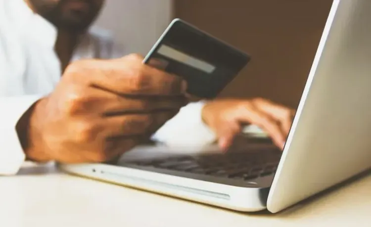Credit Cards in India More Than Double to 10.8 Crore in 5 Years, Transactions Soar: RBI