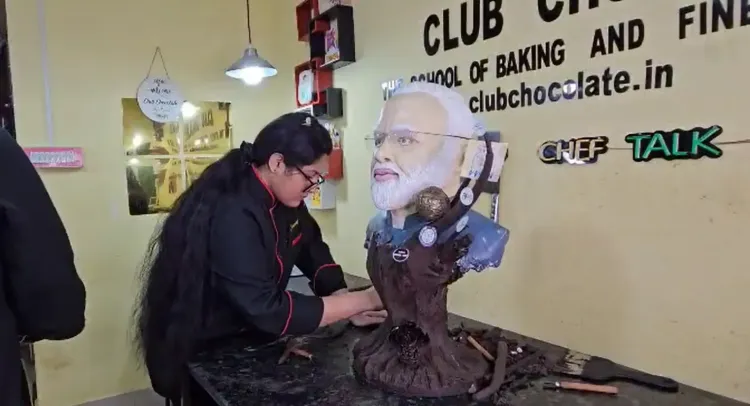 क्या क्लब चॉकलेट ने प्रधानमंत्री मोदी की भारत की पहली खास मूर्ति बनाई है?