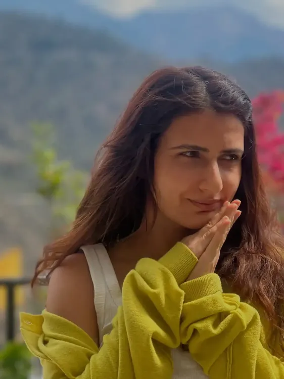 Is ‘Pahadi ladki’ Fatima Sana Shaikh Happier in the Mountains?
