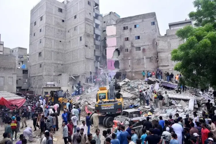 What is the Latest Update on the Karachi Building Collapse?