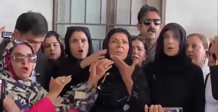What Happened to Imran Khan's Sister Outside Adiala Jail?