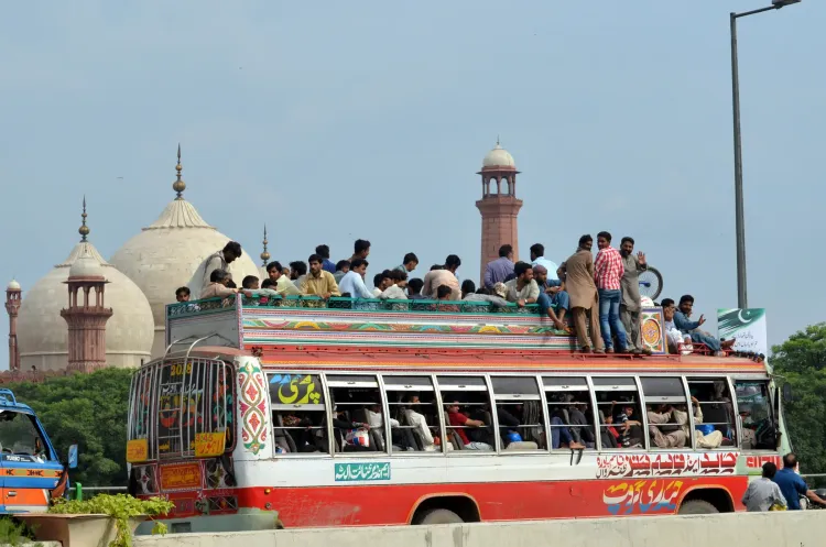 Why is Pakistan’s Human Rights Commission Criticizing the Federal Budget?