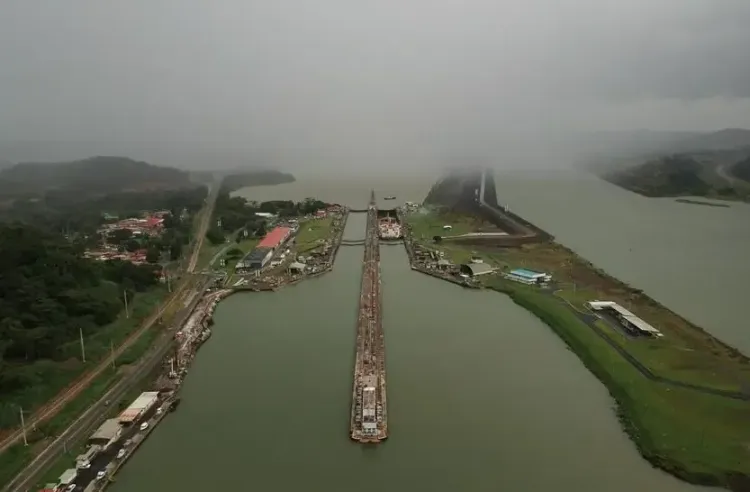 Panamanian Academics Label Trump's Panama Canal Claims as 'Absurd'