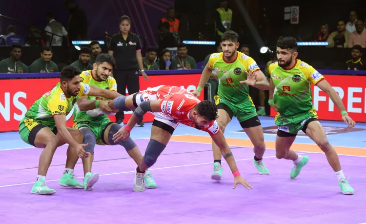 PKL 11: Patna Pirates' Bid for Top 2 Spot Diminished After Stalemate with Gujarat Giants