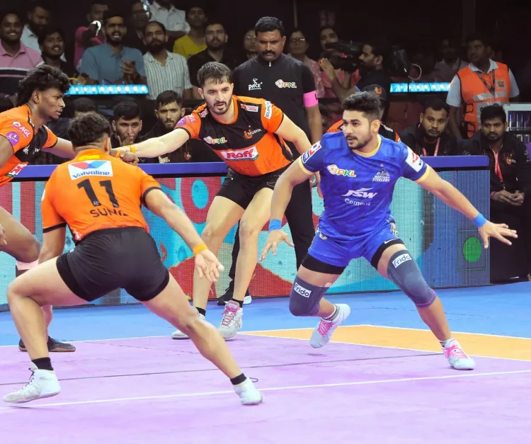How Did Naveen and Shivam Patare Lead Haryana Steelers to Victory Over U Mumba?