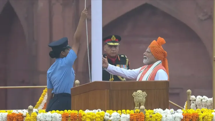 क्या पीएम मोदी ने 12वीं बार लाल किले पर ध्वजारोहण करते हुए स्वतंत्रता दिवस को '140 करोड़ संकल्पों का महापर्व' बताया?