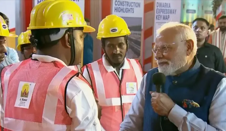 क्या प्रधानमंत्री मोदी से श्रमयोगी ने त्योहार मनाने की बात की?