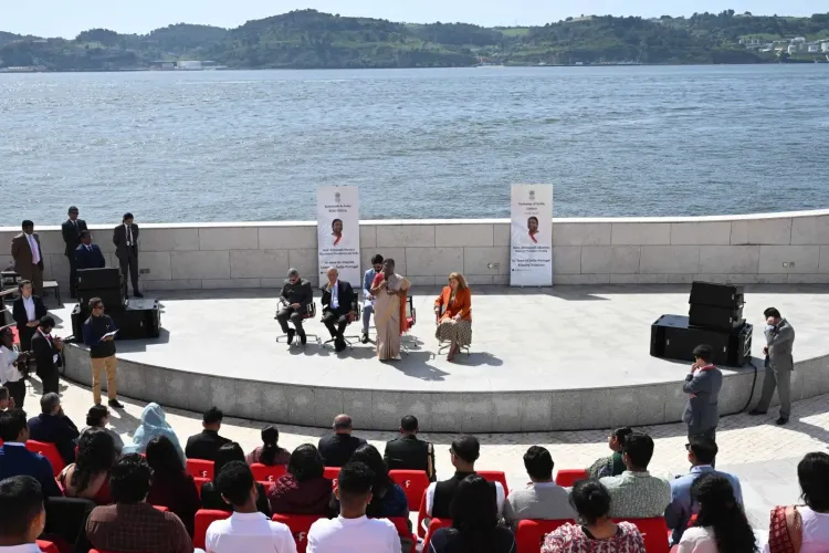 President Murmu Inspires Indian Scholars in Portugal to Aid Viksit Bharat