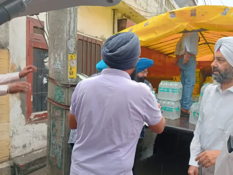 How Is Akali Dal Supporting Flood Relief in Punjab?